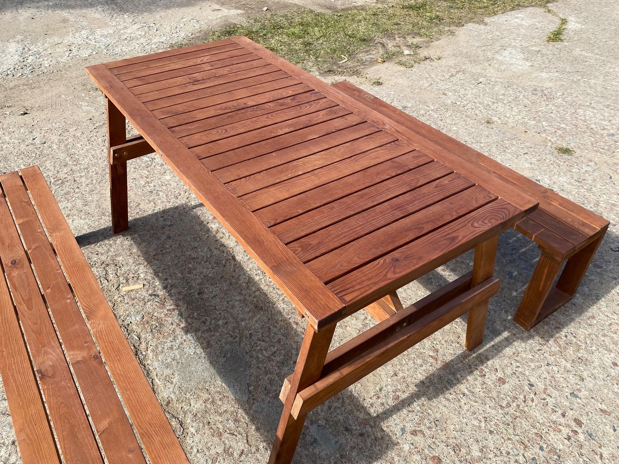 Стол обеденный Дятел