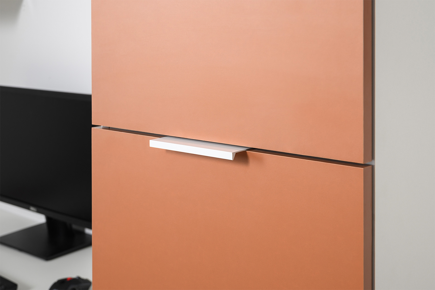 Шкаф-пенал Марвэл 16.316.02, Белый, Безмолвная пустыня