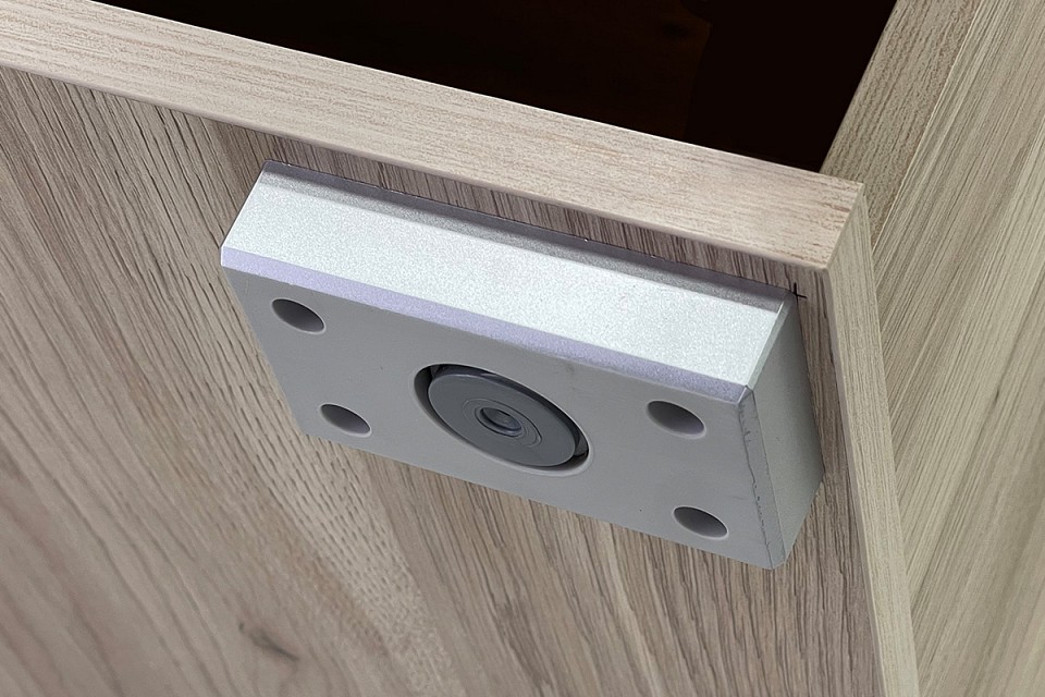 Шкаф платяной Лайк 01.01