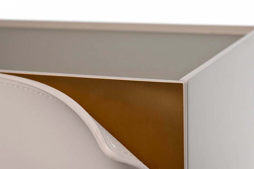 Тумбочка Page