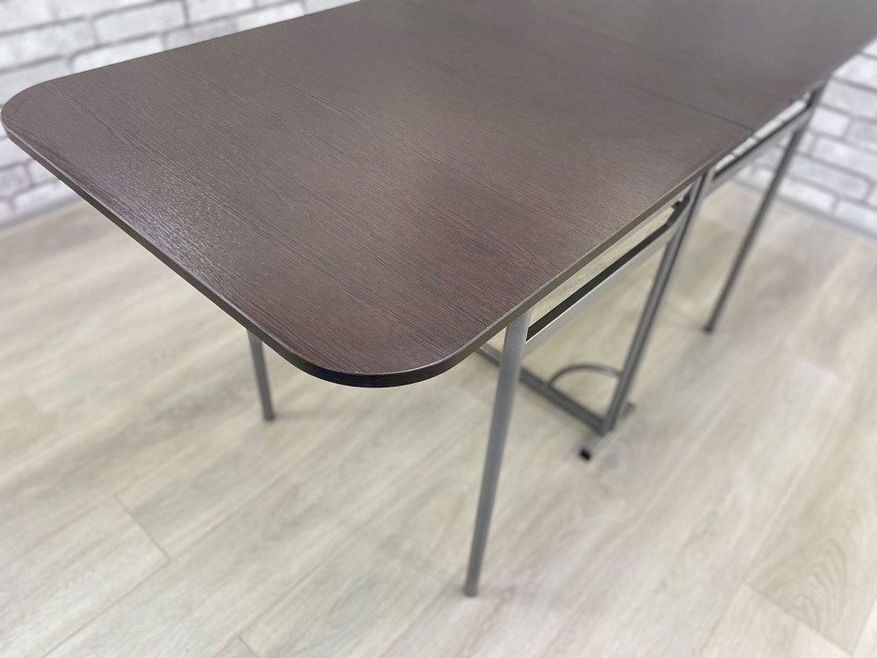 Стол обеденный Искра