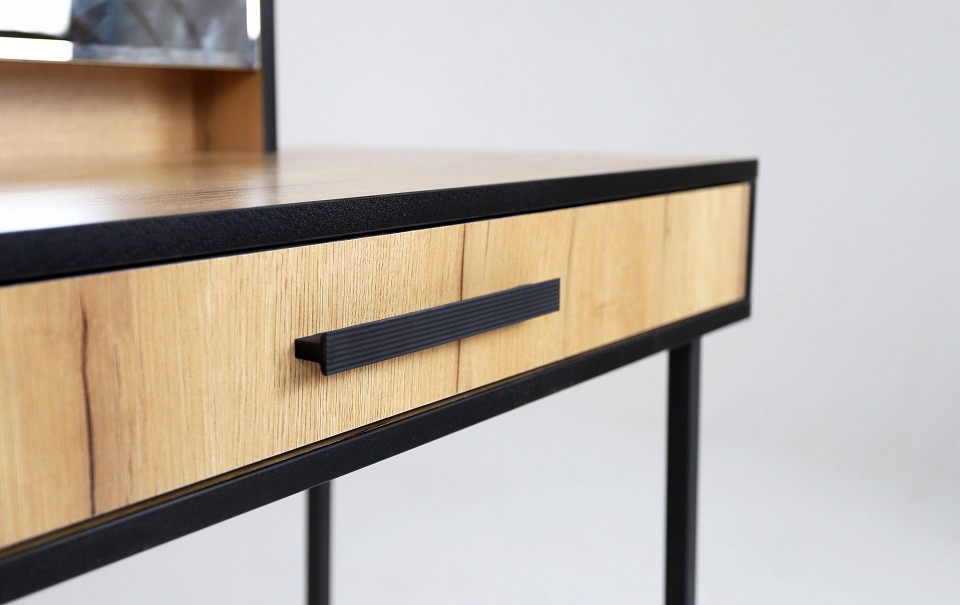 Стол туалетный Лофт-10