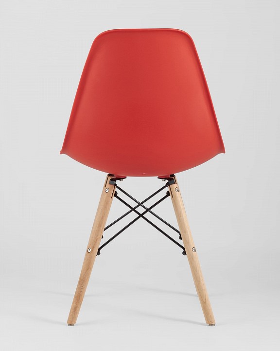 Набор из 4 стульев Eames Набор из 4 стульев Eames