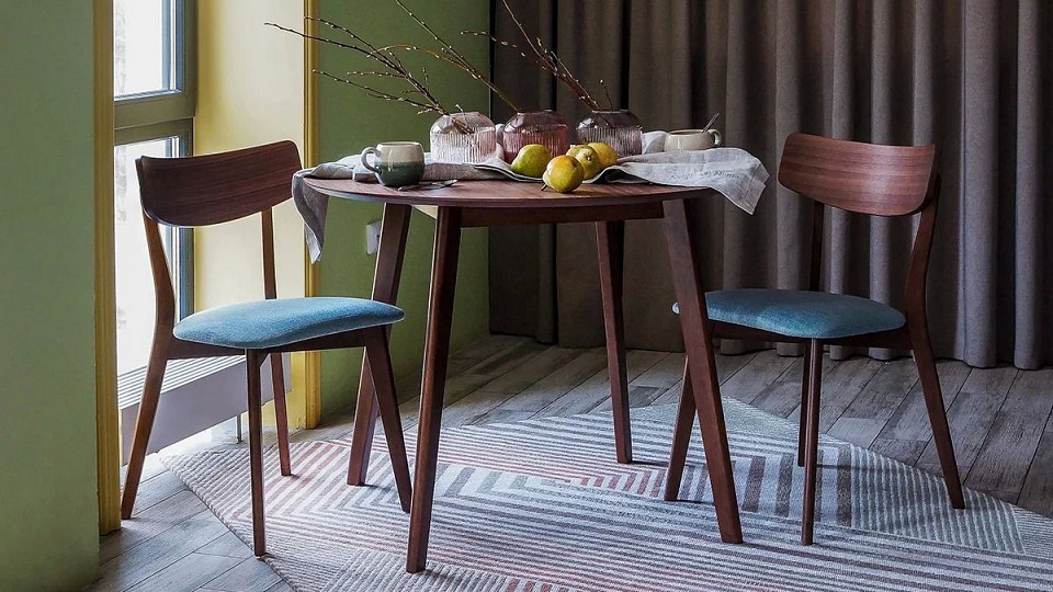 Стол обеденный Cheryn