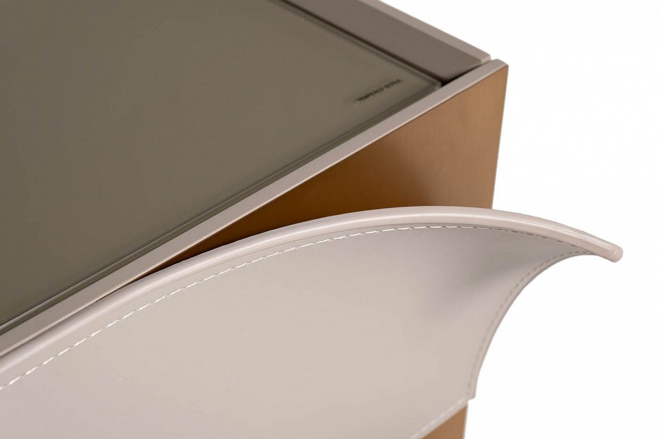 Тумбочка Page