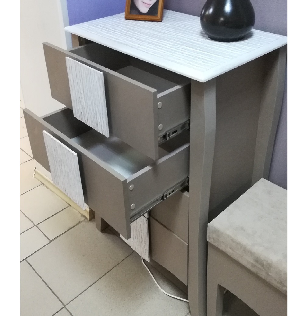 Комод на ножках Brownie 45 Комод на ножках Brownie 45