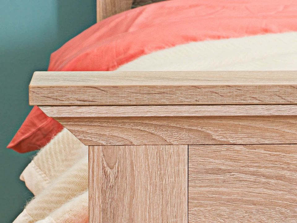 Кровать полутораспальная Reina