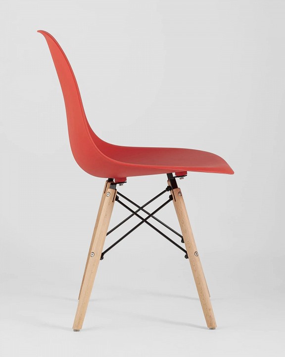 Набор из 4 стульев Eames Набор из 4 стульев Eames